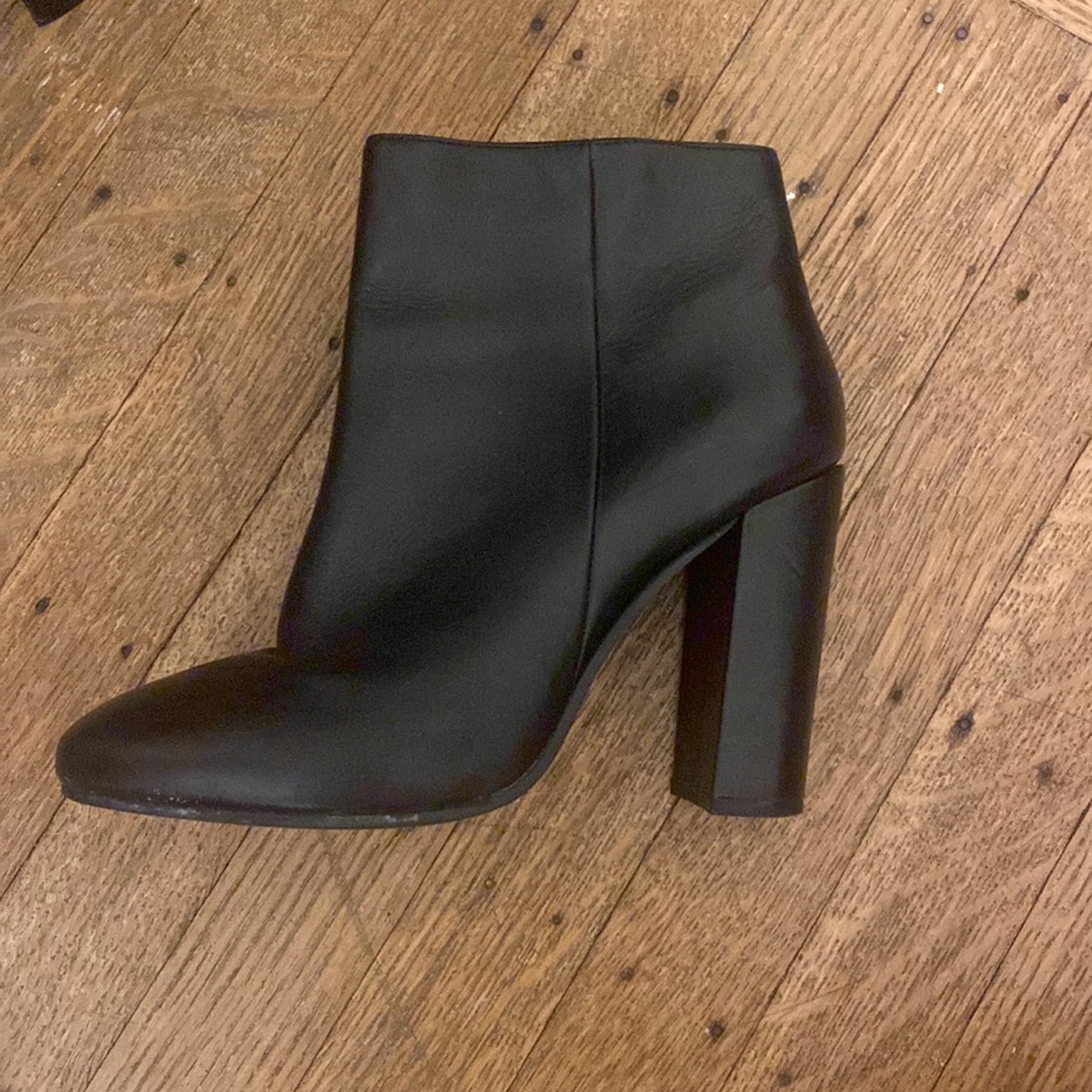 Steve Madden Black Heeled Boots